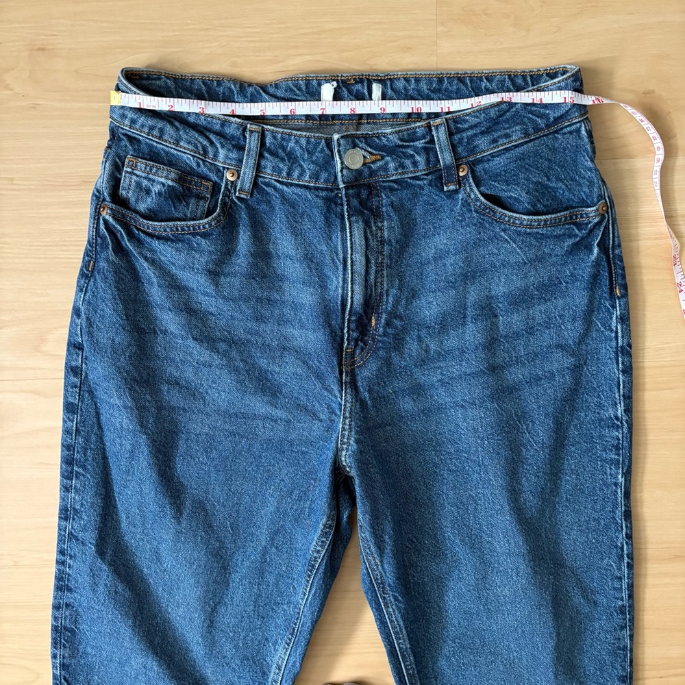 H&M Dark Wash Mom Jeans High Rise Size 14 | Vintage Style Denim - Picture 7 of 7
